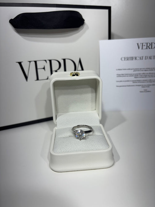 Moissanite brillante bague Verda Aurora argent - design pur